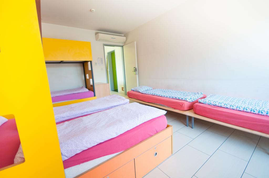 Simbol Rooms With Free Private Parking Ljubljana Ruang foto
