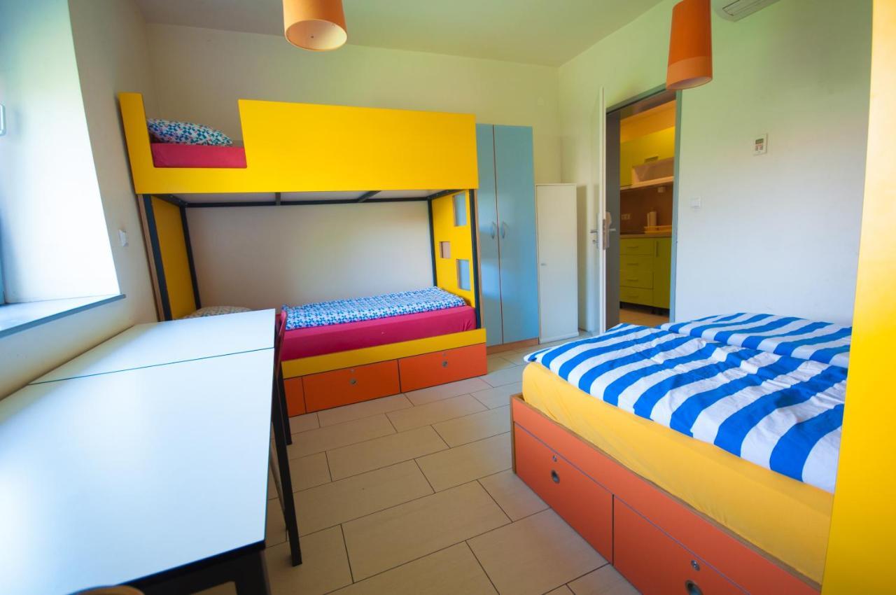 Simbol Rooms With Free Private Parking Ljubljana Ruang foto