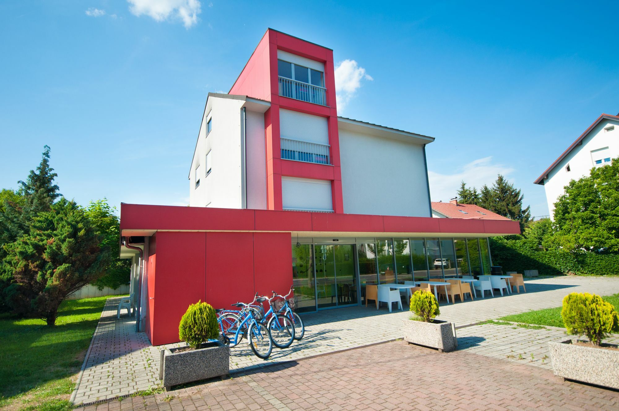 Simbol Rooms With Free Private Parking Ljubljana Bagian luar foto